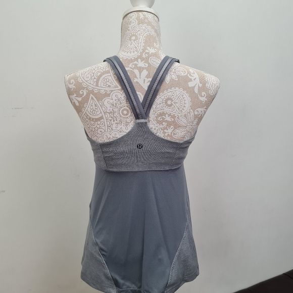 Lululemon Women Cross My Heart Tank Top Heathered Blurred Gray Size 8 - Picture 7 of 16